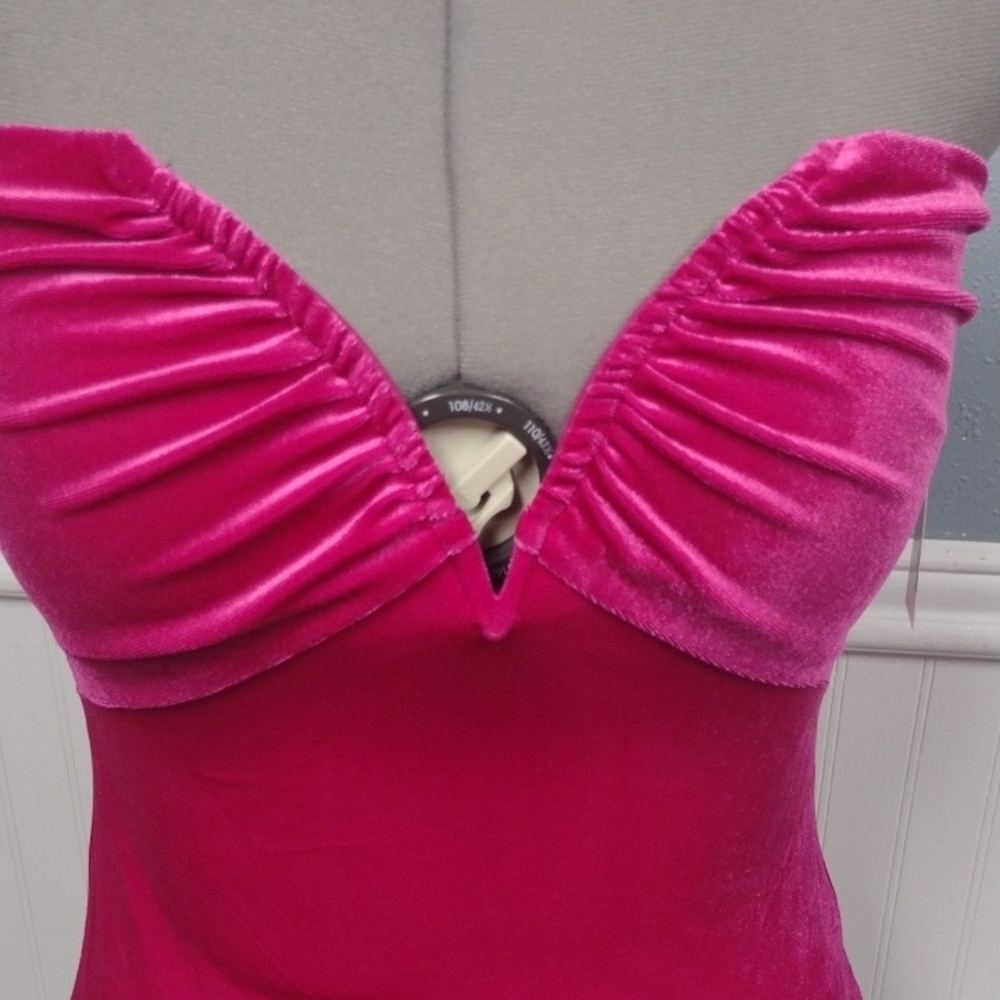 New SO Velvet Vibrant Strapless Mini Dress in Fuchsia Wedding Guest, Formal - Picture 6 of 16